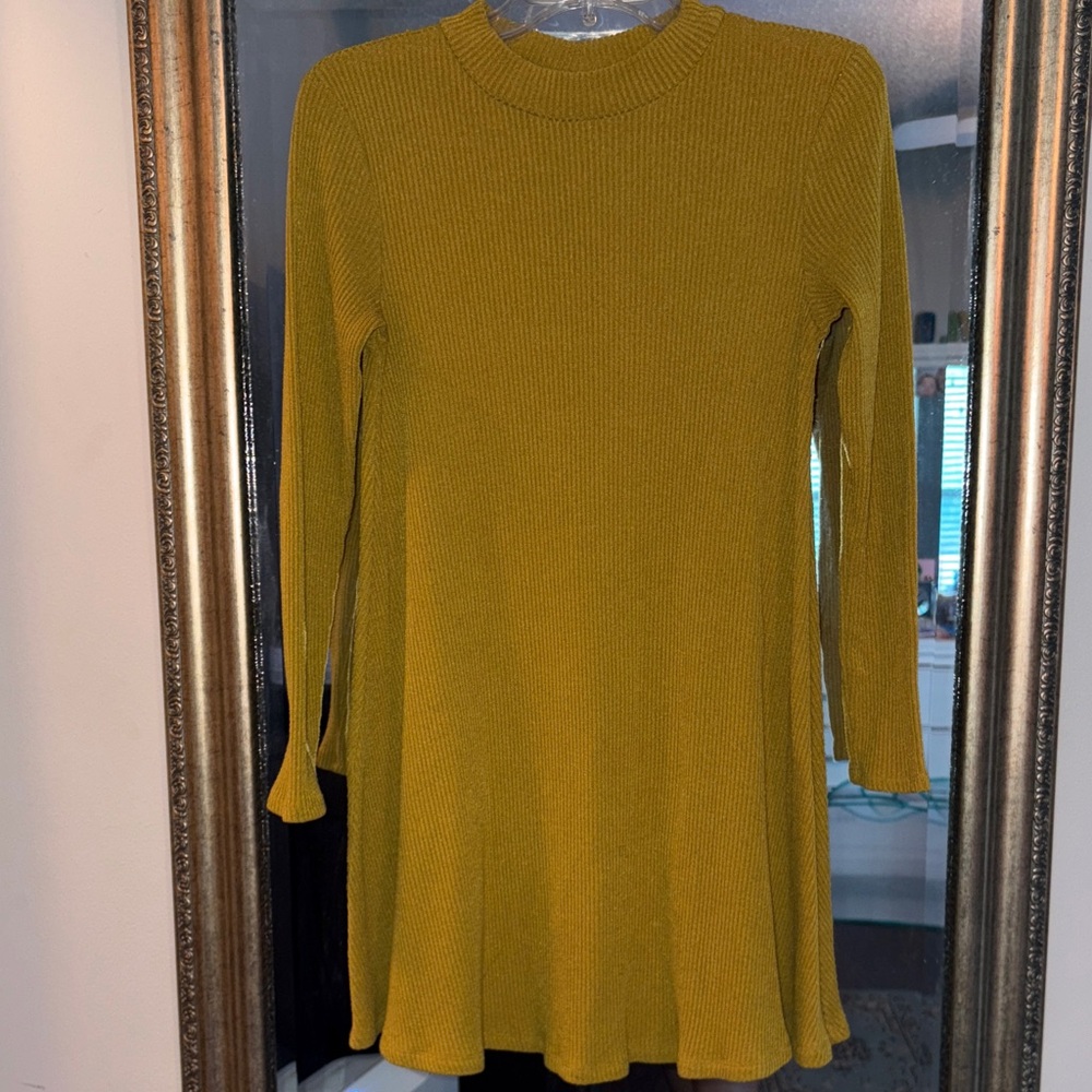 Old Navy Mustard Yellow Knit Sweater